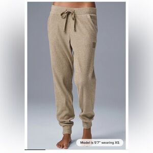 Alo Muse Sweatpants - S
